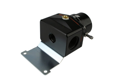 Aeromotive Adjustable EFI Regulator (2) -10 Inlet/-6 Return - Black Aeromotive Adjustable EFI Regulator (2) -10 Inlet/-6 Return - Black