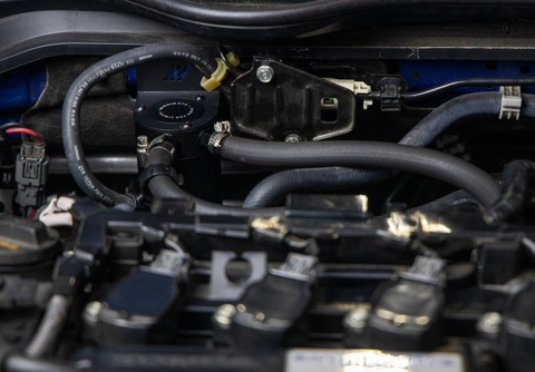 Mishimoto Baffled Oil Catch Can, PCV Side, fits Honda Civic 1.5 Turbo 2016-2021 Mishimoto Baffled Oil Catch Can, PCV Side, fits Honda Civic 1.5 Turbo 2016-2021