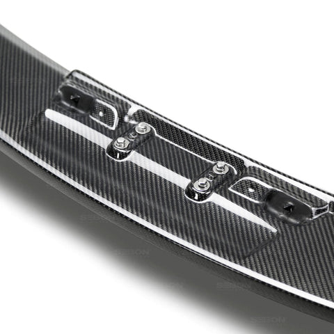 Seibon 2017 Honda Civic Type-R Gloss Carbon Fiber Tailgate Middle Seibon 2017 Honda Civic Type-R Gloss Carbon Fiber Tailgate Middle