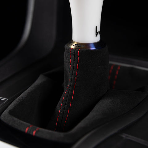 Hybrid Racing Alcantara Shift Boot (16-21 Honda Civic) Hybrid Racing Alcantara Shift Boot (16-21 Honda Civic)